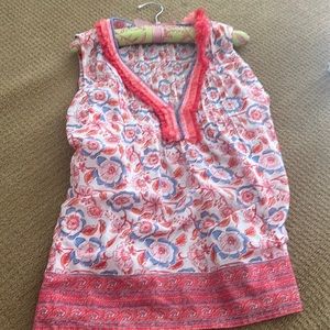 EUC vineyard vines block print top